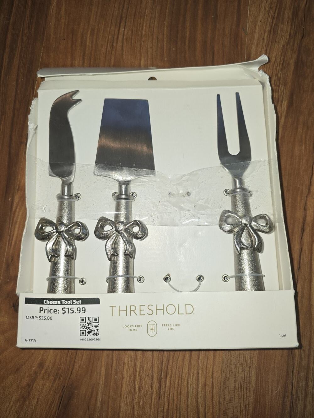 NEW Target Threshold 4pk Bow Cheese Set Silver Stainless Steel Charcuterie s16